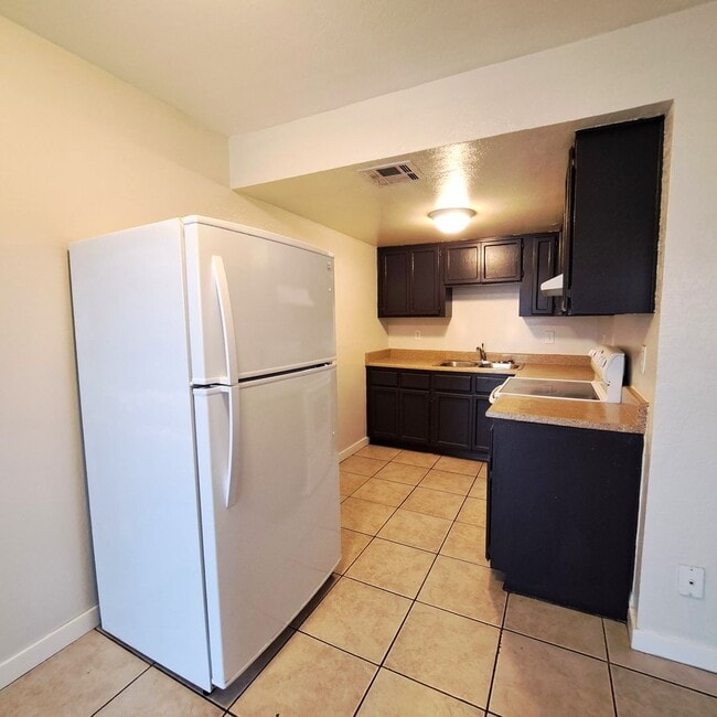 Building Photo - 4368 N Vornsand Dr