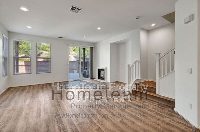 Building Photo - 263 Aventura Dr