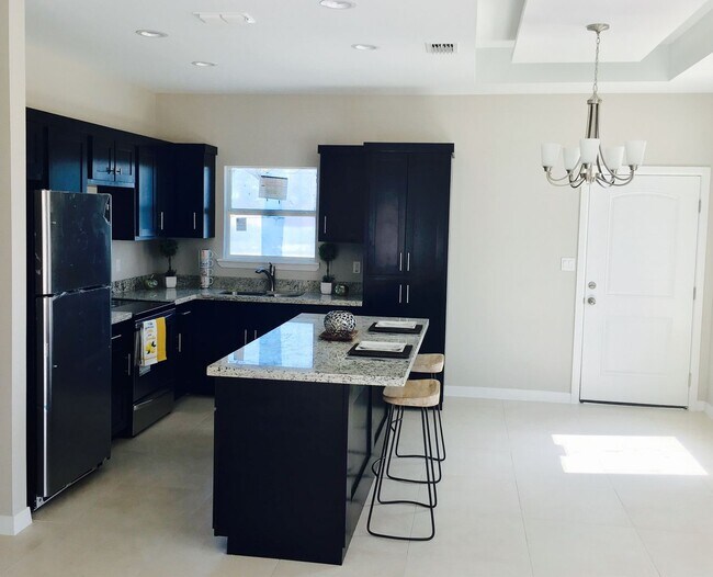 Building Photo - 3106 Sabercat Ave