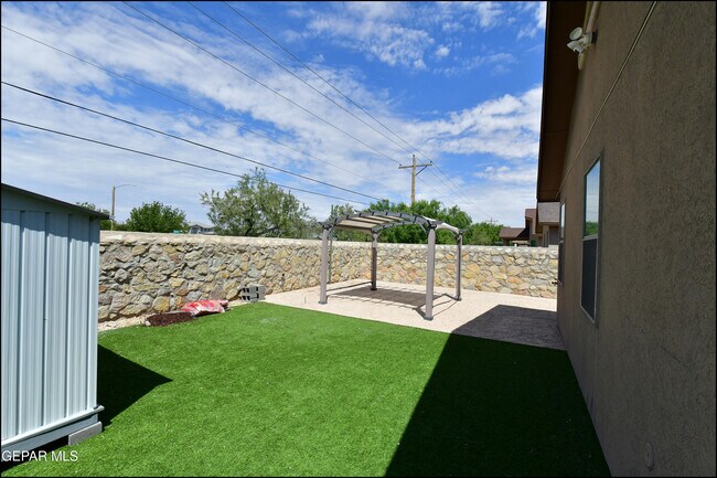 Building Photo - 4913 Adrian Campos St