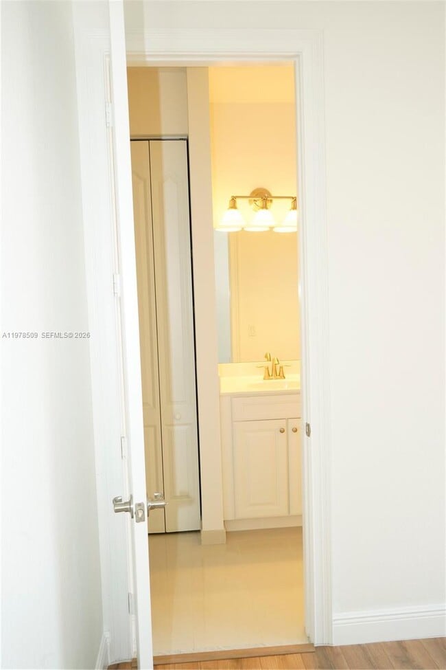 Building Photo - 9701 Blue Isle Bay