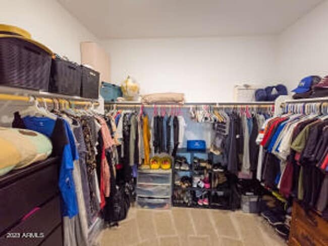 Building Photo - Apply Here www.realty480pm.appfolio.com/listings