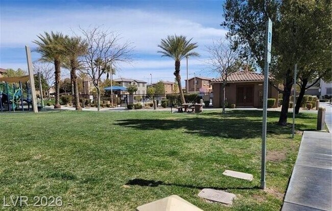 Building Photo - Gated Home with Open Floor Plan, Walk-In Closet & Resort Amenities