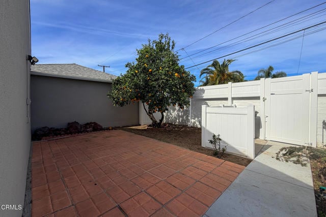 Building Photo - 431 Deodar Ave