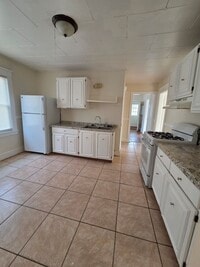 Building Photo - 70-72 Windemere Street