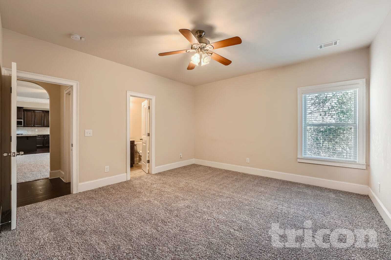 Building Photo - 296 Prescott Dr