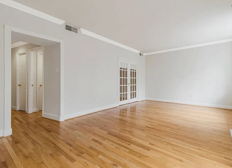 Building Photo - 1737 P St NW