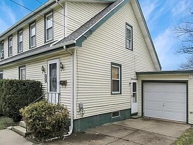 Building Photo - 1536 W 45th St