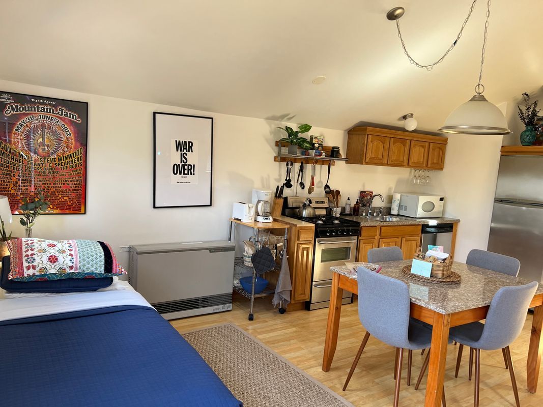 Building Photo - 40 Sunset Ridge