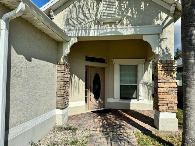 Building Photo - 221 Tower View Dr E