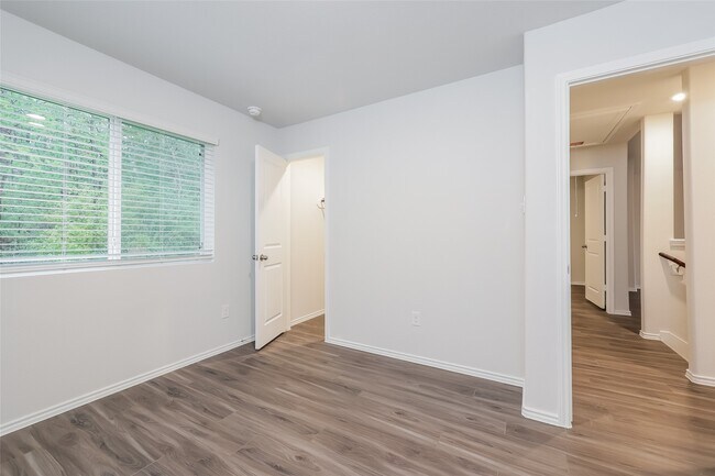 Building Photo - 13456 White Ibis St