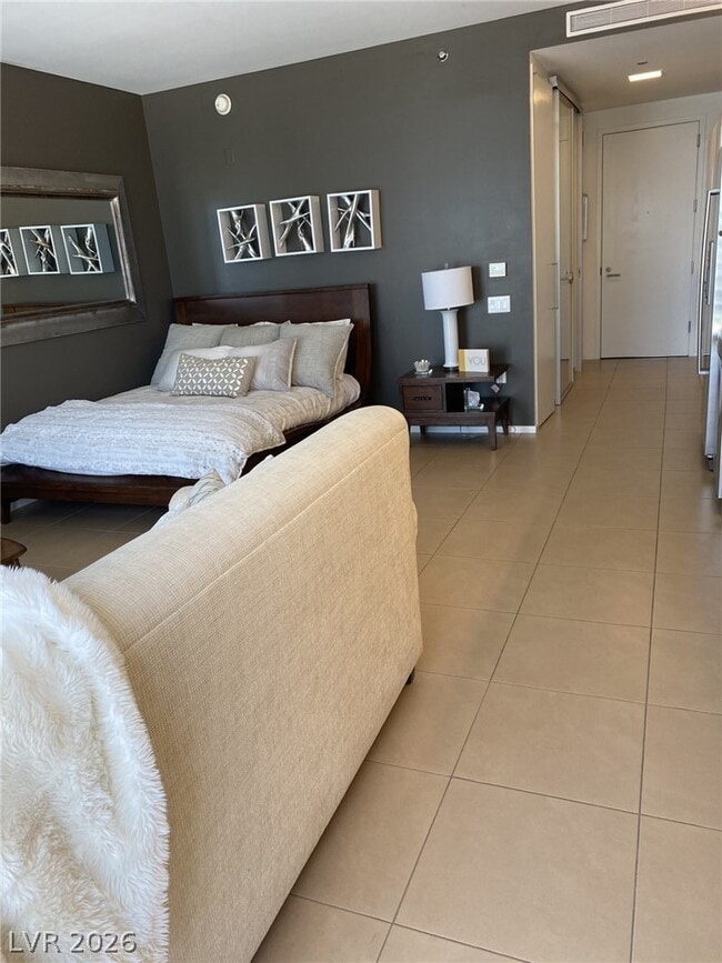 Building Photo - 3726 S Las Vegas Blvd