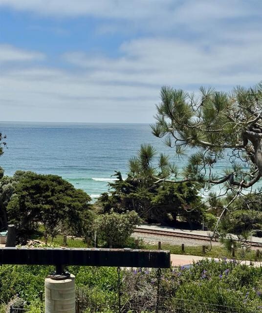 Building Photo - 1552 Camino Del Mar