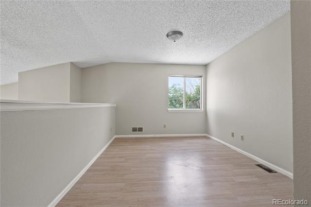 Building Photo - 8847 Cloverleaf Cir