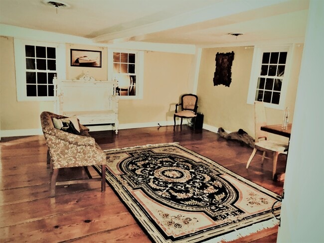 Building Photo - 101 Boston Rd