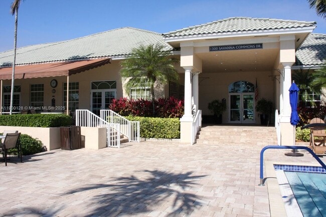 Building Photo - 1084 Golden Cane Dr