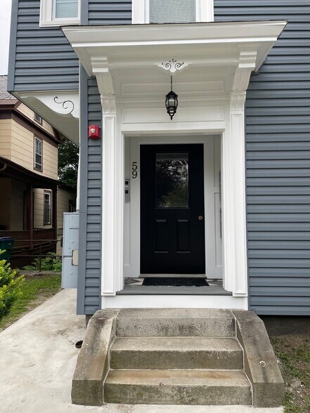 Primary Photo - 59 Nesmith St