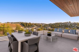 Building Photo - 2915 Avenel Terrace