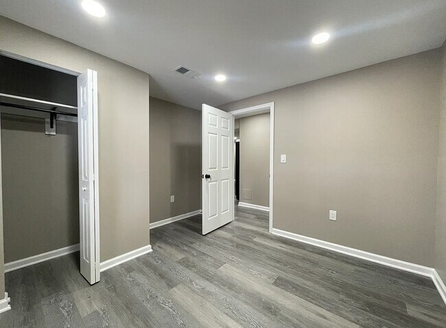 Building Photo - 11206 Golden Meadow Ct