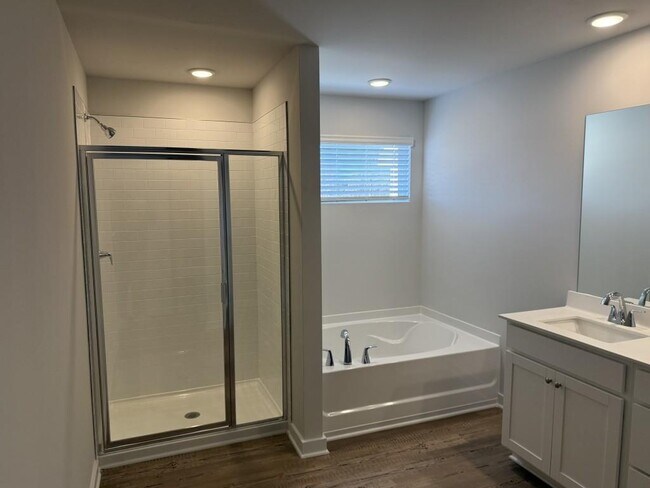 Building Photo - 7269 Mulberry St