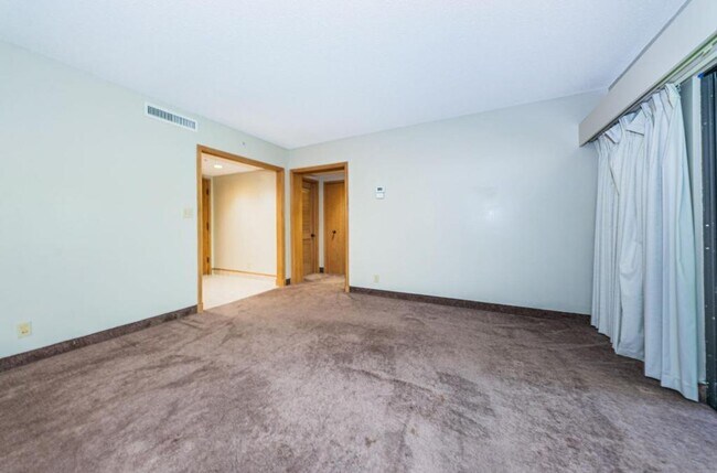 Building Photo - 36750 US Hwy 19 N