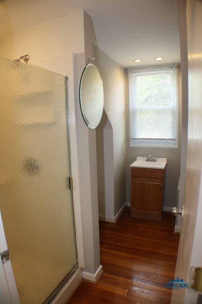 Building Photo - ADORABLE CAPE COD NEAR HENRICO DOCTORS HOS...