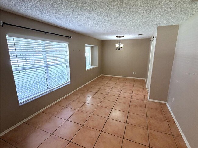 Building Photo - 309 Buttonwood Dr