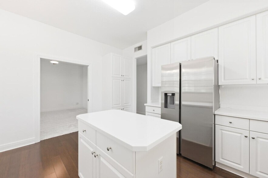 Building Photo - 658 Vintage Reserve Cir