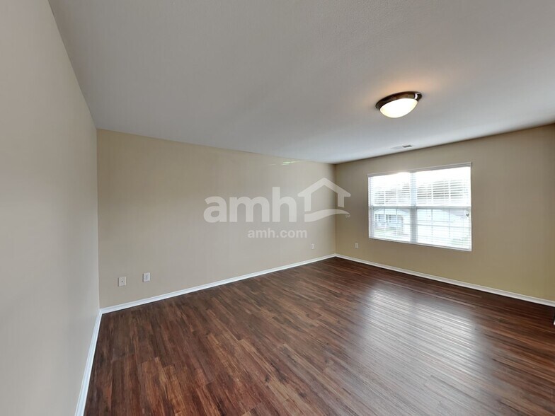 Building Photo - 1836 Meadow Crossing Dr