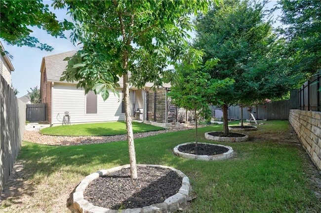Building Photo - 12407 Altamira St