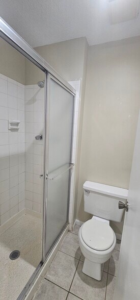 Building Photo - 10832 Haskins St