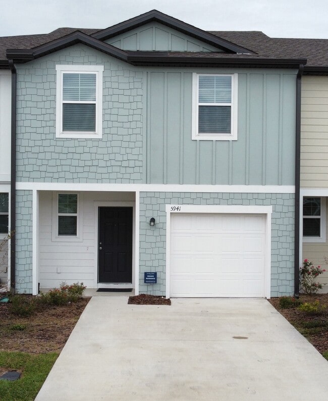 Building Photo - 5941 Piney Shrub Pl