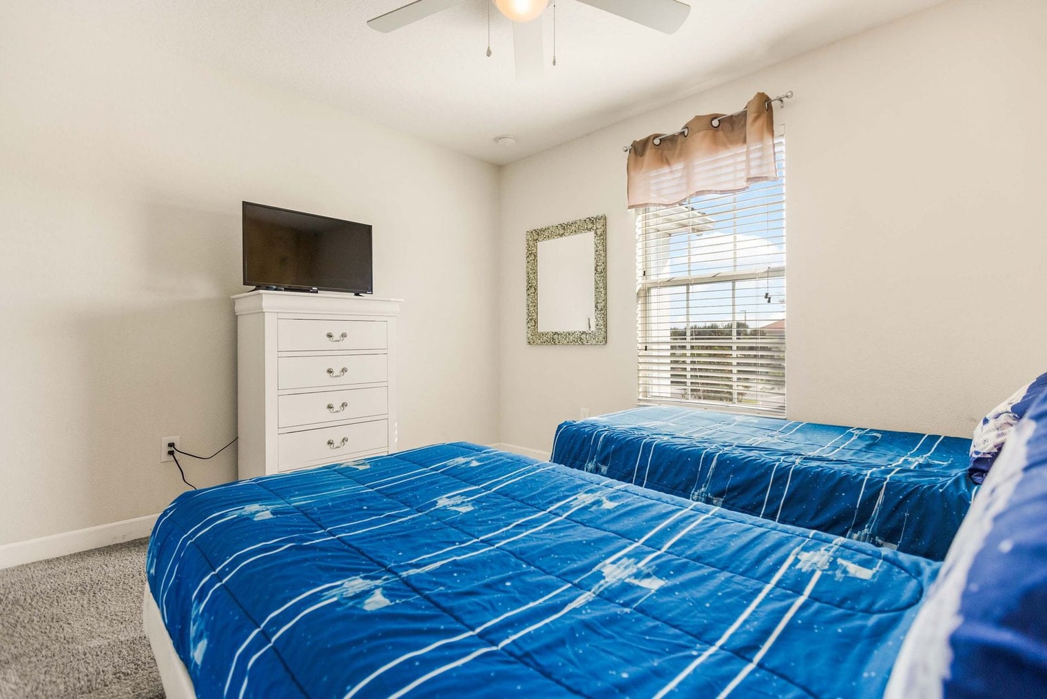 Building Photo - 4718 Kings Castle Cir