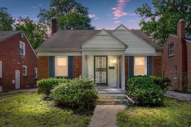 Building Photo - 19329 Stahelin Ave