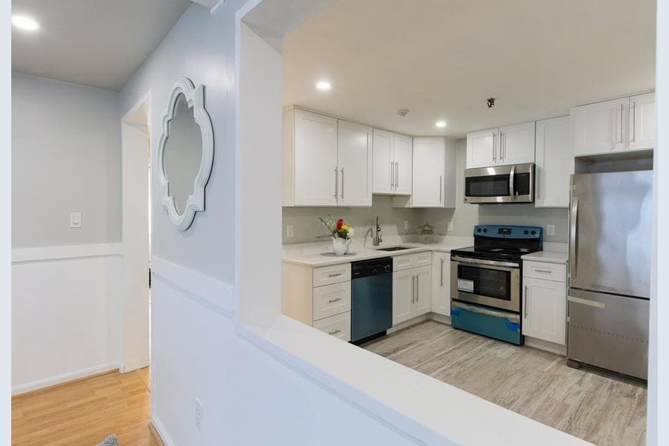 Kitchen area - 69 Spencer Rd