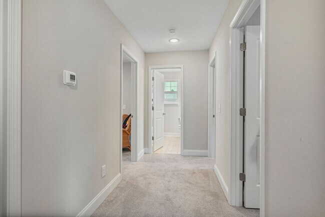 Building Photo - 121 Tanna Pl