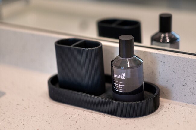 Building Photo - 10332 Rainbow Cove Ln