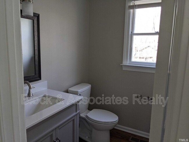 Building Photo - 143 Brannigan Pl