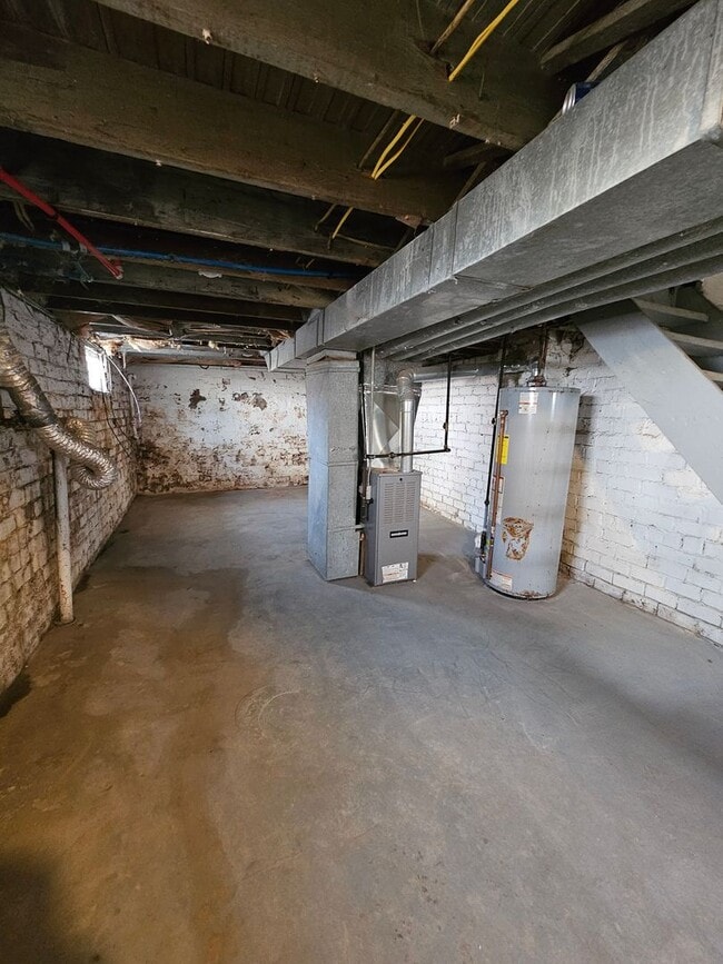 Building Photo - 208-210 13th Ave.