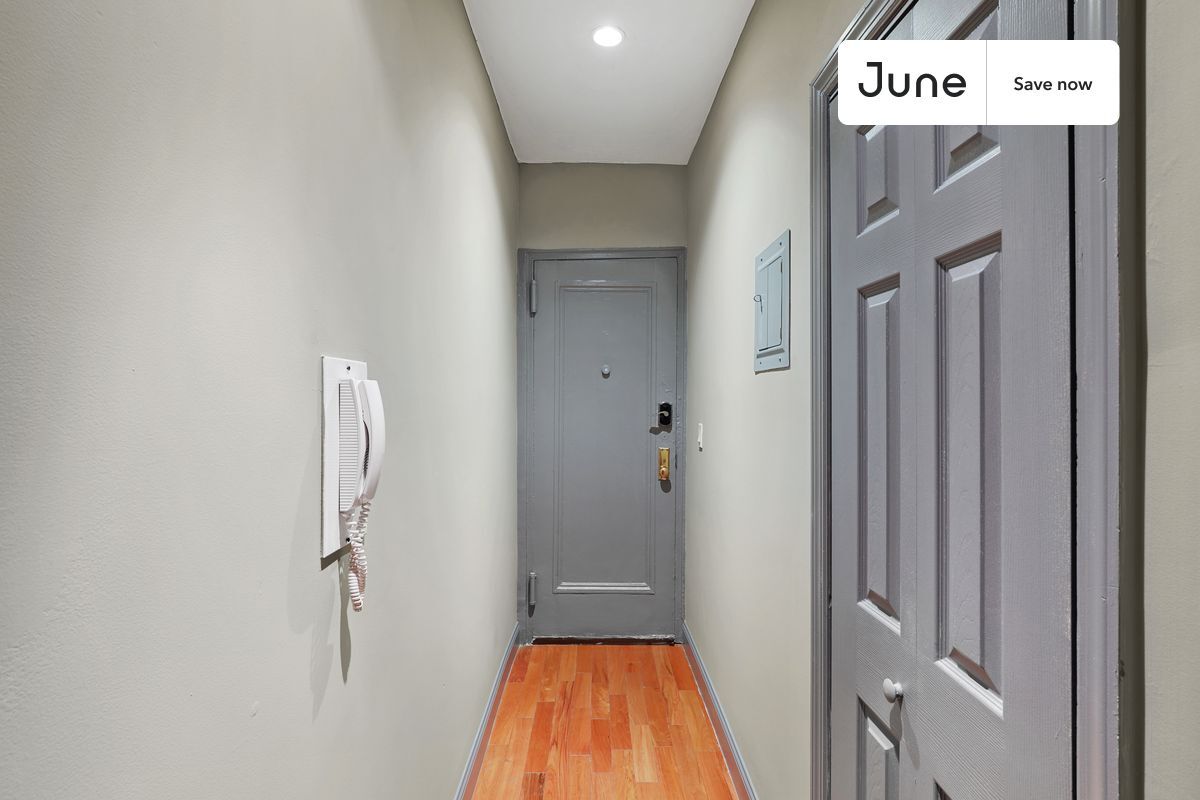 Building Photo - 20 Avenue A Ave