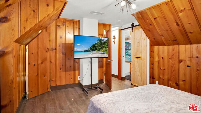 Building Photo - 26776 CA-189