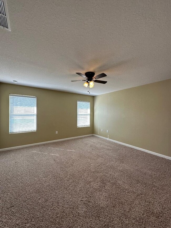 Building Photo - 3998 Whitetail Ln