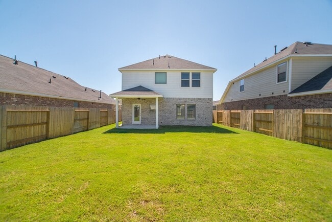 Building Photo - 10569 Preserve Wy