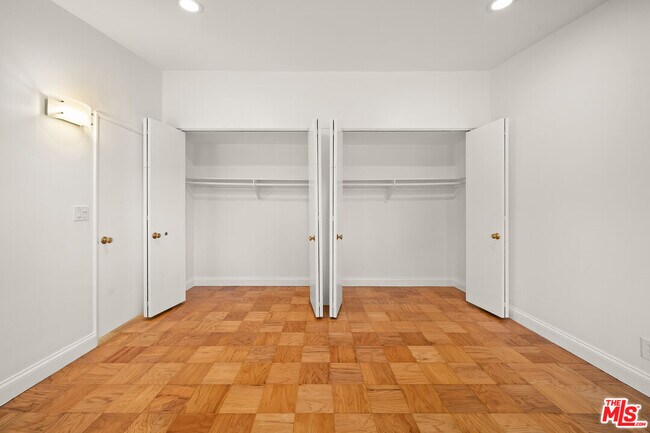 Building Photo - 27041 Whitestone Rd