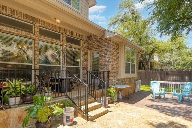 Building Photo - 9700 Spanish Wells Dr