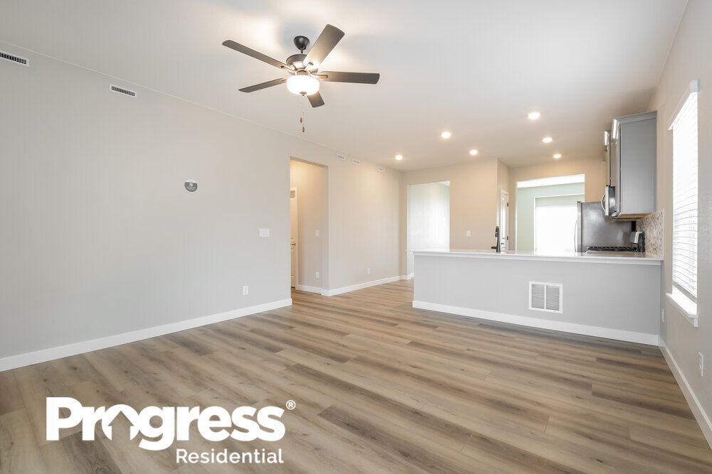 Building Photo - 9496 Yampa Ct