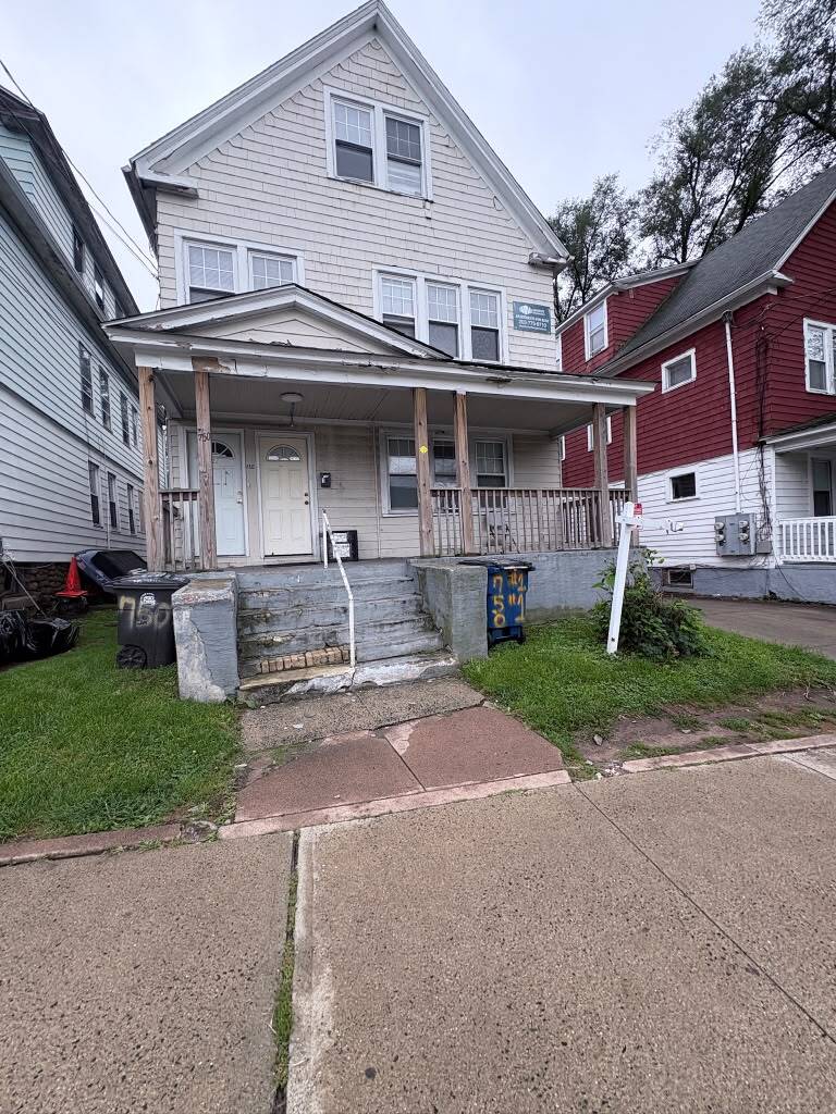 Building Photo - 750 Legion Ave