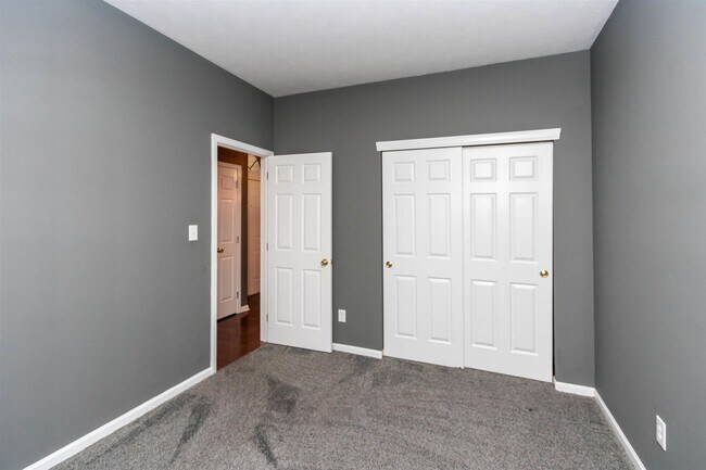 Bedroom 2 - 10276 Lakeland Dr