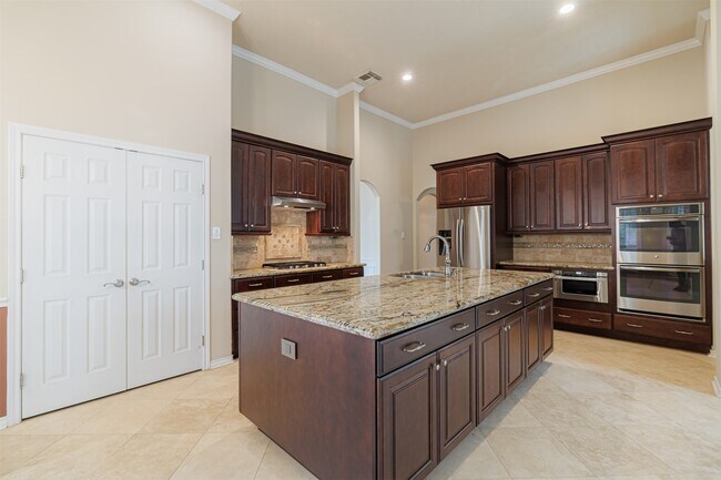 Building Photo - 11102 Dawson Springs Dr