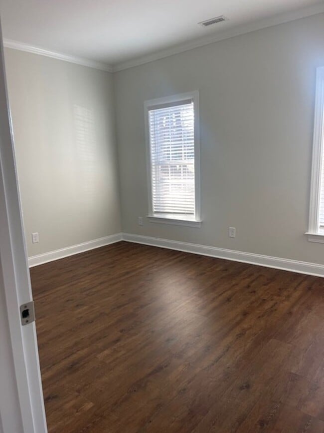 Building Photo - Nice home in Hugo Area!